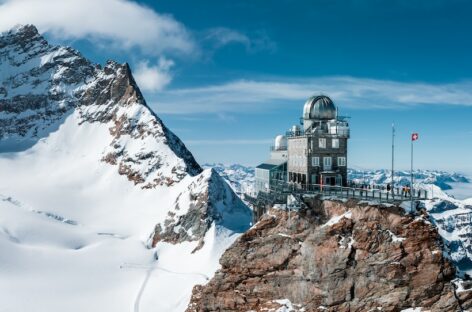Jungfrau va controcorrente: il piano che fa discutere la Svizzera