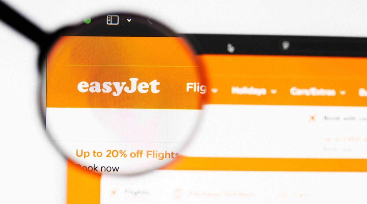 easyJet, colpo di scena: Apollo tra i pretendenti