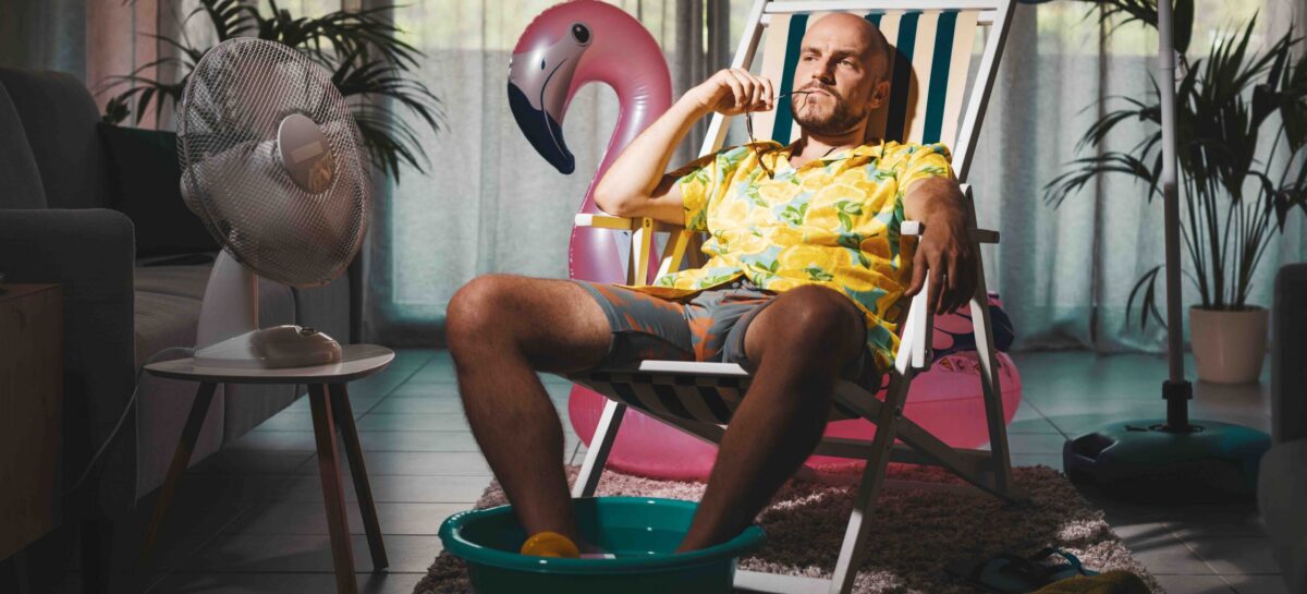 Crisi, un europeo su 10 rinuncia alle vacanze: indagine YouGov