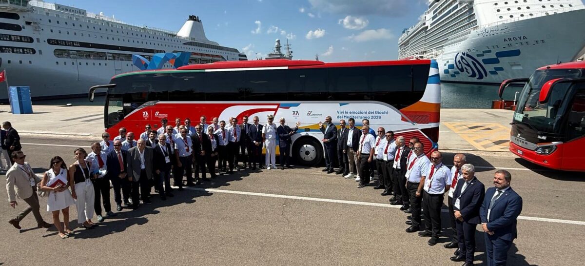 Busitalia, il ministro Abodi incontra gli autisti ai Giochi del Mediterraneo 