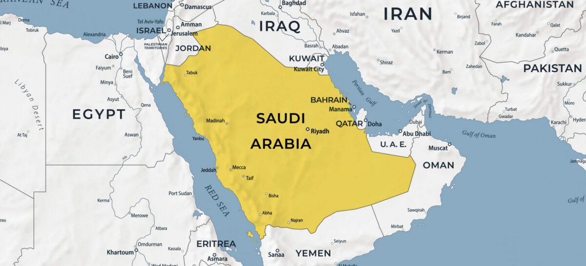 Arabia Saudita, cieli deserti dopo i missili su Riyadh