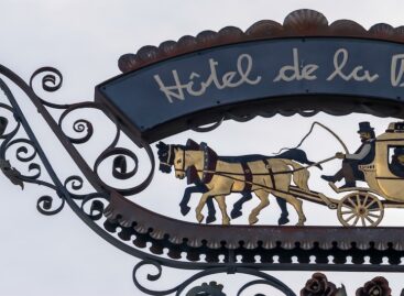 Lo storico Hotel de la Poste di Cortina alla famiglia Vacchi