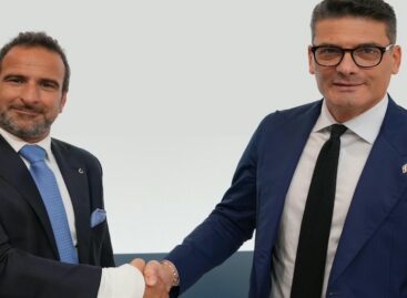 C’è la firma: patto Costa-Trenitalia per l’intermodalità