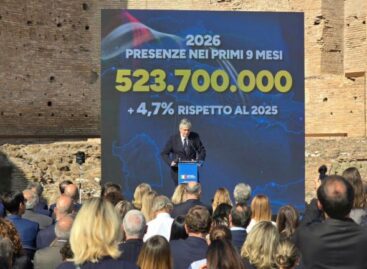 L’apologia del turismo di Mazzi